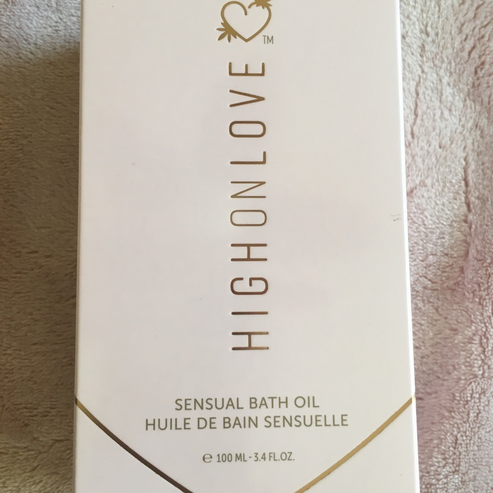 BNIB HIGHONLOVE Lavender & Honeybee Bath Oil